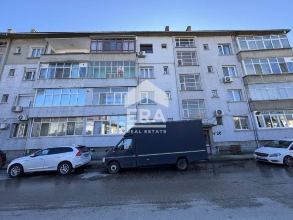 Четиристаен апартамент в Силистра, Център - 110 кв.м за 529 €/кв.м - Снимка #1