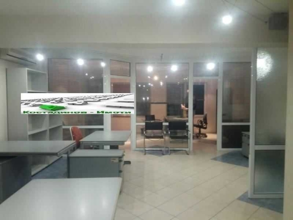 Дава се под наем Офис в Пловдив, Център - 76 кв.м за 498.27 € - Снимка #1
