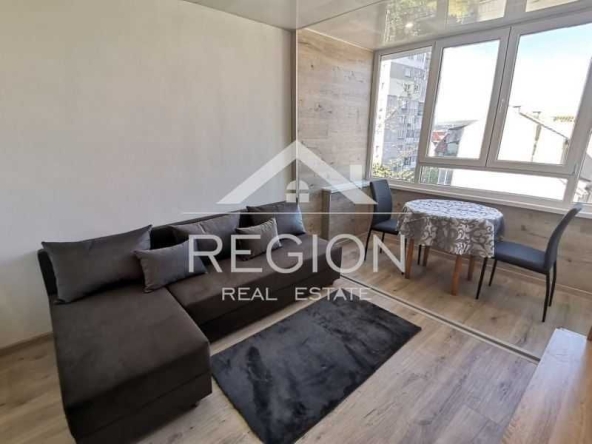 Дава се под наем Двустаен апартамент в Варна, Център - 45 кв.м за 357 € - Снимка #1