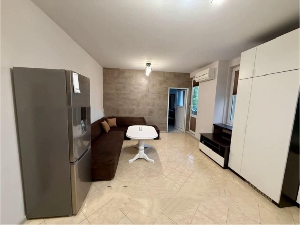 Дава се под наем Двустаен апартамент в София, Младост 4 - 67 кв.м за 648.21 € - Снимка #1