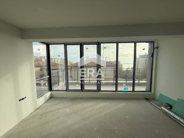 Двустаен апартамент в Варна, Чайка - 58 кв.м за 1275 €/кв.м - Снимка #1