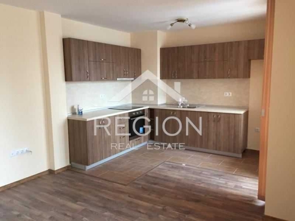 Дава се под наем Тристаен апартамент в Варна, Погреби - 75 кв.м за 408 € - Снимка #1