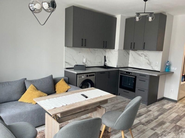 Дава се под наем Двустаен апартамент в София, Банишора - 56 кв.м за 697.17 € - Снимка #1