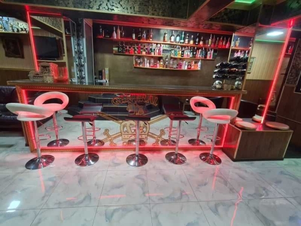 Заведение в Варна, Център - 71 кв.м за 1409 €/кв.м - Снимка #1