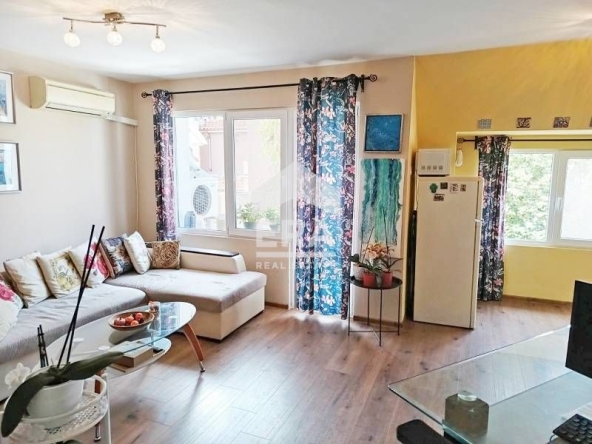 Тристаен апартамент в Поморие - 102 кв.м за 565 €/кв.м - Снимка #1