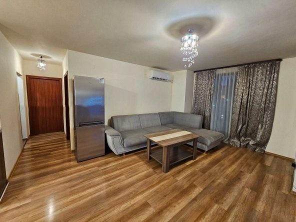 Дава се под наем Тристаен апартамент в София, Люлин 2 - 117 кв.м за 797.64 € - Снимка #1