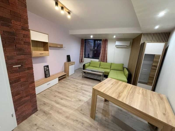 Дава се под наем Тристаен апартамент в София, Студентски град - 70 кв.м за 767.55 € - Снимка #1