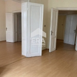 Тристаен апартамент в София, Център - 123 кв.м за 3163 €/кв.м - Снимка #1