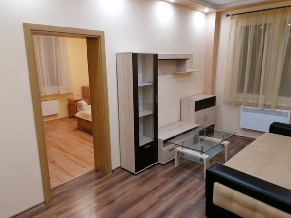 Дава се под наем Тристаен апартамент в София, Горна баня - 82 кв.м за 483.48 € - Снимка #1