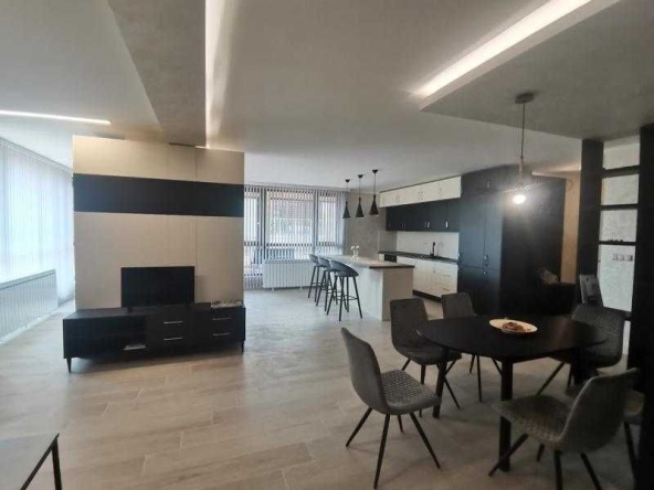 Дава се под наем Тристаен апартамент в София, Младост 2 - 97 кв.м за 468.69 € - Снимка #1