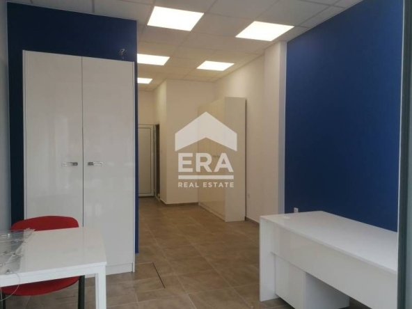 Магазин в Варна, Център - 45 кв.м за 1635 €/кв.м - Снимка #1