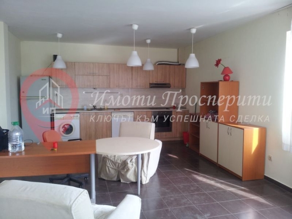 Тристаен апартамент в София, Младост 3 - 331 кв.м за 755 €/кв.м - Снимка #1