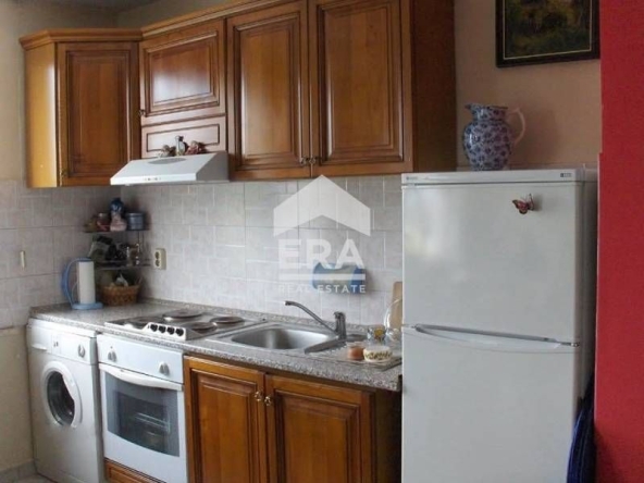 Двустаен апартамент в София, Център - 80 кв.м за 2040 €/кв.м - Снимка #1