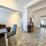 Дава се под наем Тристаен апартамент в София, Център - 80 кв.м за 1097.01 € - Снимка #1