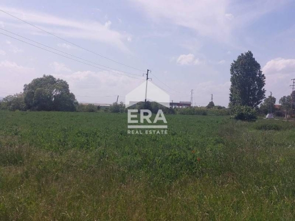 Парцел в с. Петърч, Област София-област - 2224 кв.м за 31 €/кв.м - Снимка #1