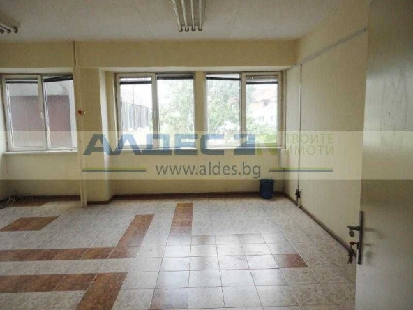 Дава се под наем Офис в София, Дървеница - 45 кв.м за 298.86 € - Снимка #1