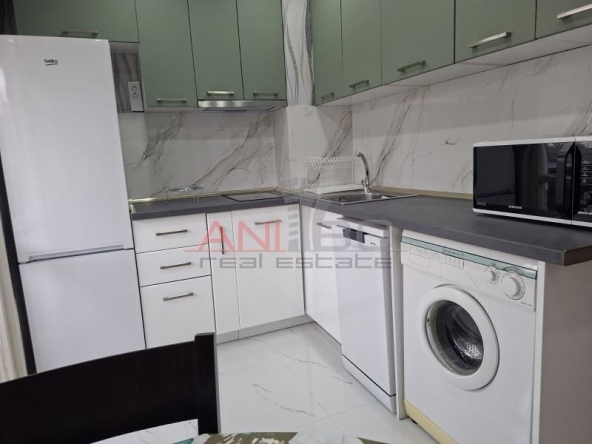 Дава се под наем Тристаен апартамент в Варна, Цветен квартал - 79 кв.м за 548.25 € - Снимка #1