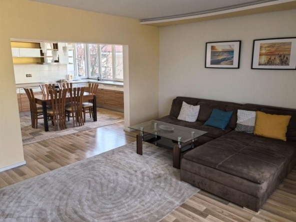 Дава се под наем Тристаен апартамент в София, Гео Милев - 100 кв.м за 777.75 € - Снимка #1
