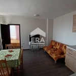 Дава се под наем Двустаен апартамент в Бургас, Славейков - 54 кв.м за 348.84 € - Снимка #1