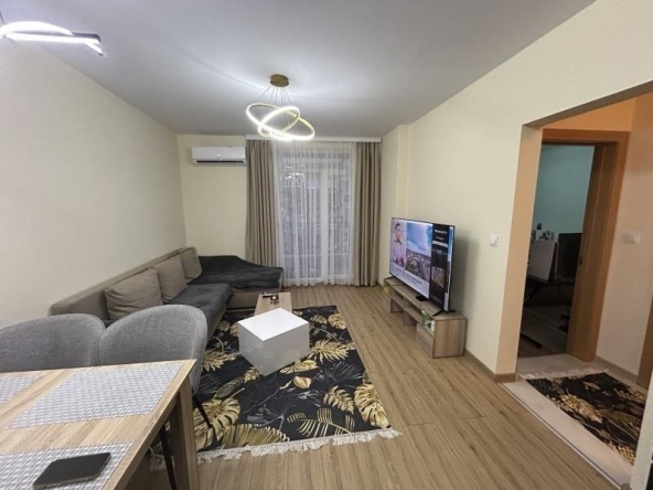 Дава се под наем Тристаен апартамент в София, Надежда 2 - 89 кв.м за 756.84 € - Снимка #1