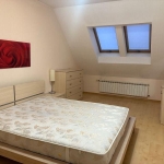 Дава се под наем Двустаен апартамент в София, Гоце Делчев - 70 кв.м за 648.21 € - Снимка #1