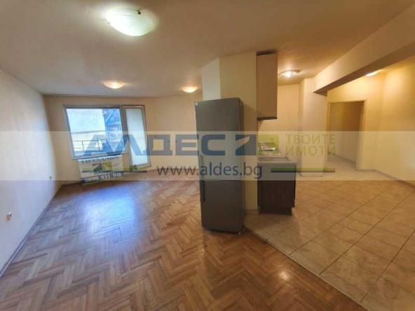 Тристаен апартамент в София, Борово - 132 кв.м за 1063 €/кв.м - Снимка #1