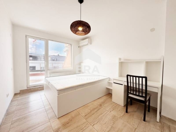 Тристаен апартамент в София, Студентски град - 118 кв.м за 1295 €/кв.м - Снимка #1