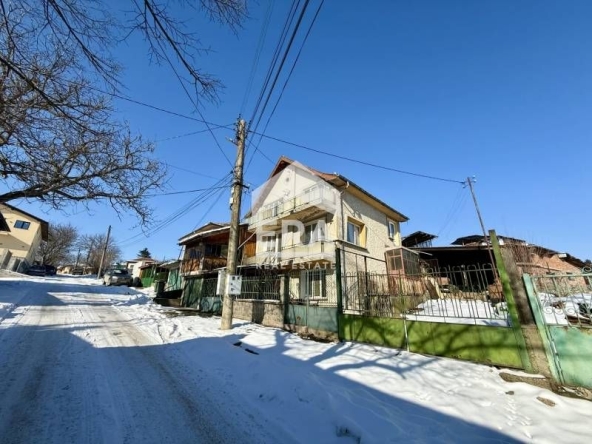 Къща в с. Червена вода, Област Русе - 120 кв.м за 489 €/кв.м - Снимка #1