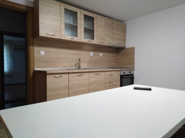 Дава се под наем Етаж от къща в Варна, Погреби - 60 кв.м за 350 € - Снимка #1