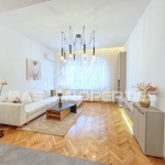 Тристаен апартамент в София, Център - 90 кв.м за 2805 €/кв.м - Снимка #1