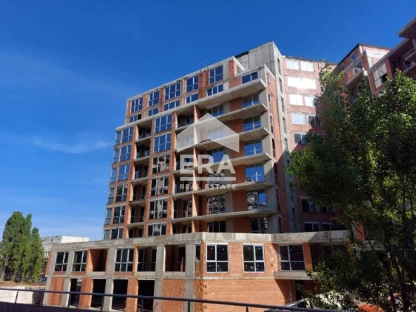 Тристаен апартамент в София, Полигона - 105 кв.м за 2013 €/кв.м - Снимка #1