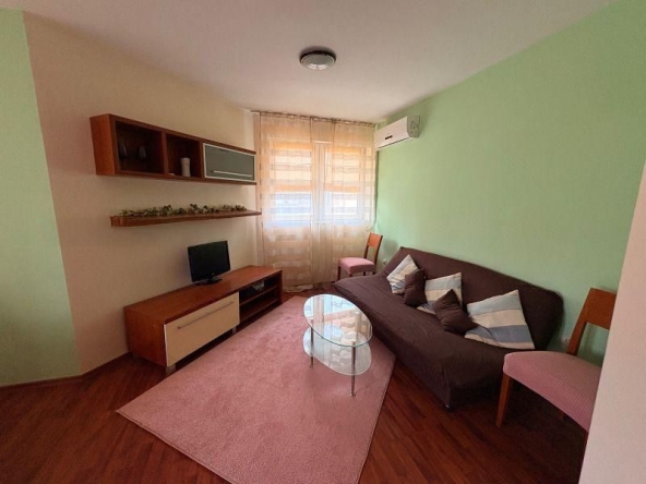 Дава се под наем Двустаен апартамент в София, Хиподрума - 60 кв.м за 597.21 € - Снимка #1