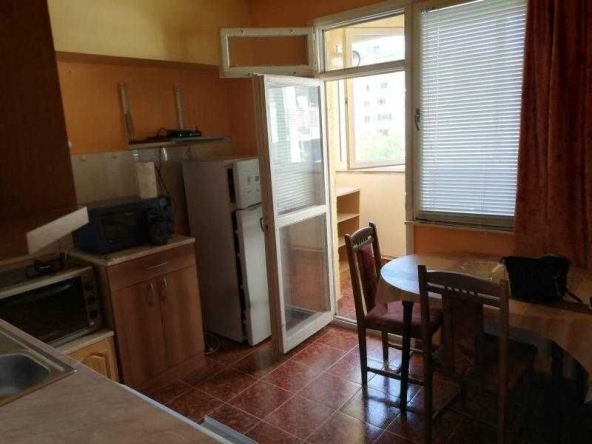 Дава се под наем Двустаен апартамент в Бургас, Възраждане - 42 кв.м за 306 € - Снимка #1