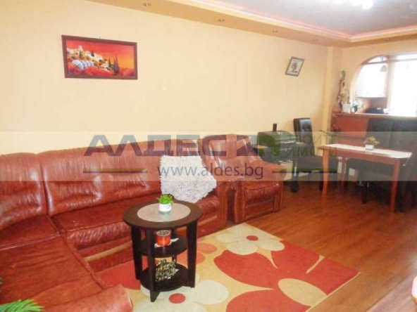 Двустаен апартамент в София, Хаджи Димитър - 68 кв.м за 1425 €/кв.м - Снимка #1