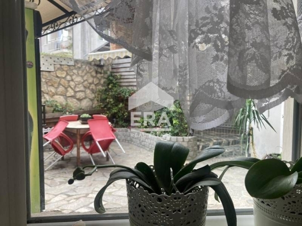 Къща в Варна, Аспарухово - 393 кв.м за 468 €/кв.м - Снимка #1