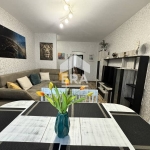 Дава се под наем Четиристаен апартамент в Варна, Младост 1 - 85 кв.м за 887.4 € - Снимка #1