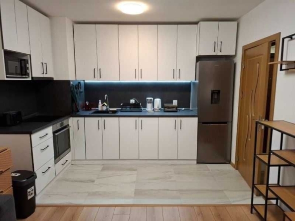 Дава се под наем Двустаен апартамент в София, Стрелбище - 67 кв.м за 598.23 € - Снимка #1