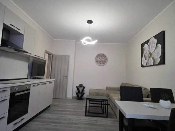 Дава се под наем Двустаен апартамент в София, Люлин 10 - 45 кв.м за 458.49 € - Снимка #1