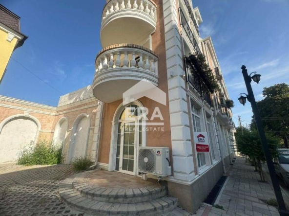 Дава се под наем Заведение в Силистра, Център - 198 кв.м за 512 € - Снимка #1