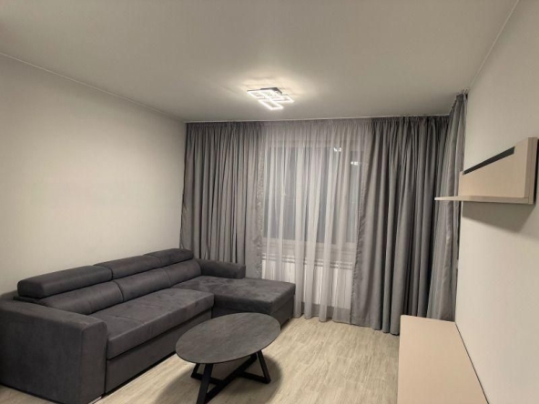 Дава се под наем Двустаен апартамент в София, Овча купел - 67 кв.м за 697.17 € - Снимка #1