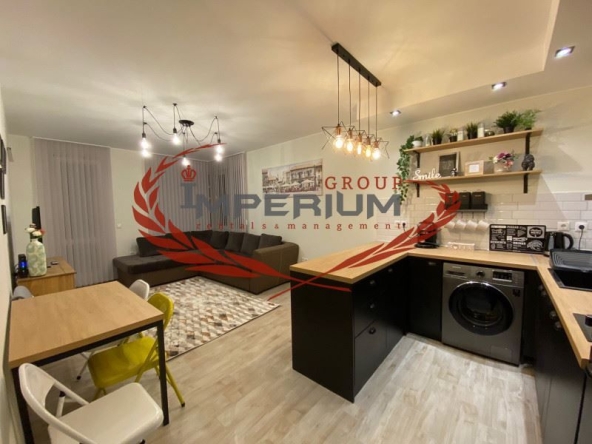 Дава се под наем Двустаен апартамент в Варна, Бриз - 70 кв.м за 797.64 € - Снимка #1