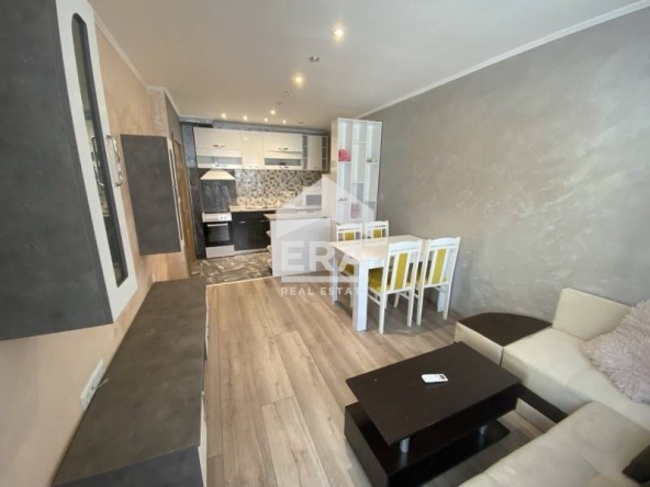 Дава се под наем Двустаен апартамент в Варна, Левски - 50 кв.м за 408 € - Снимка #1