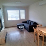 Дава се под наем Двустаен апартамент в Бургас, Славейков - 65 кв.м за 448.8 € - Снимка #1