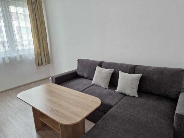 Дава се под наем Двустаен апартамент в Бургас, Братя Миладинови - 55 кв.м за 448.8 € - Снимка #1