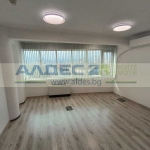 Дава се под наем Офис в София, Хиподрума - 48 кв.м за 453.39 € - Снимка #1