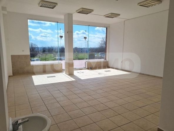 Дава се под наем Магазин в Варна, Владислав Варненчик - 100 кв.м за 1020 € - Снимка #1