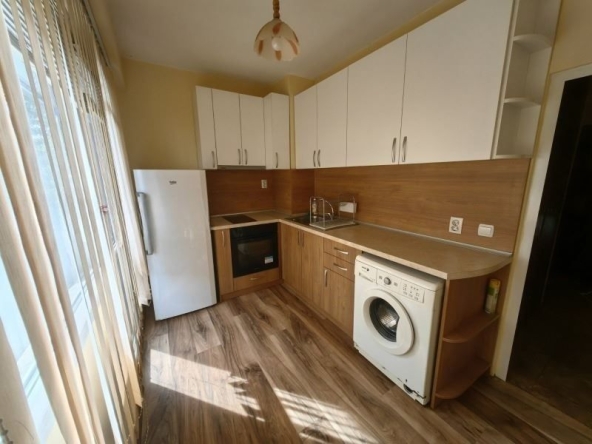 Двустаен апартамент в Шумен, Болницата - 65 кв.м за 801 €/кв.м - Снимка #1