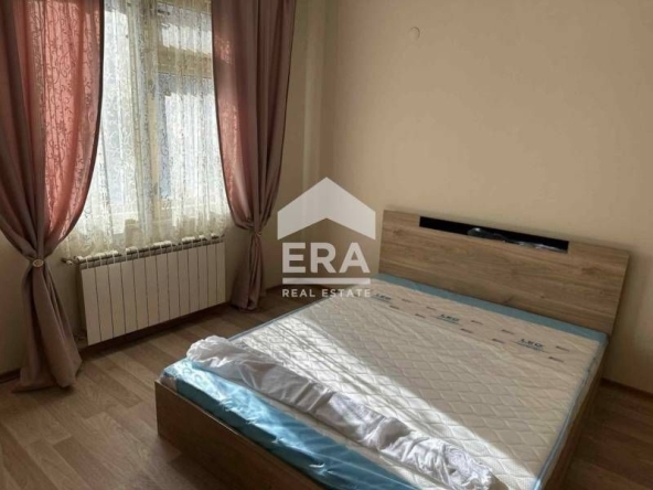 Дава се под наем Двустаен апартамент в Хасково, Център - 45 кв.м за 278.97 € - Снимка #1