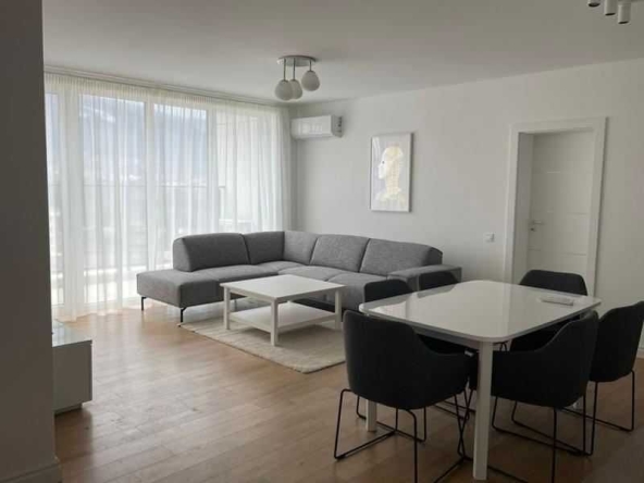 Дава се под наем Тристаен апартамент в София, Витоша - 115 кв.м за 675.75 € - Снимка #1