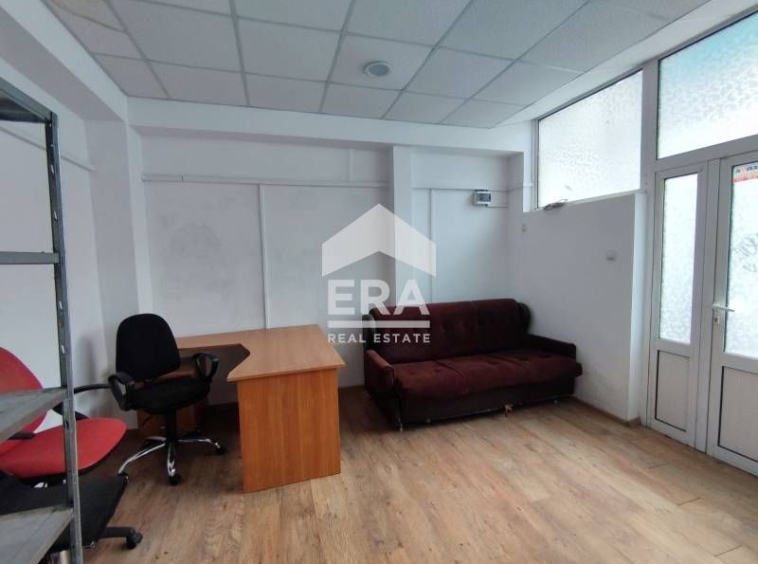 Дава се под наем Офис в Димитровград - 20 кв.м за 79.56 € - Снимка #1